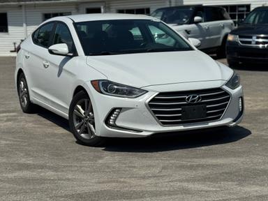 Hyundai Elantra 2017 - Thumbnail 3
