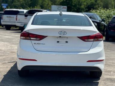 Hyundai Elantra 2017 - Thumbnail 5