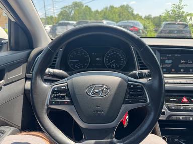 Hyundai Elantra 2017 - Thumbnail 16